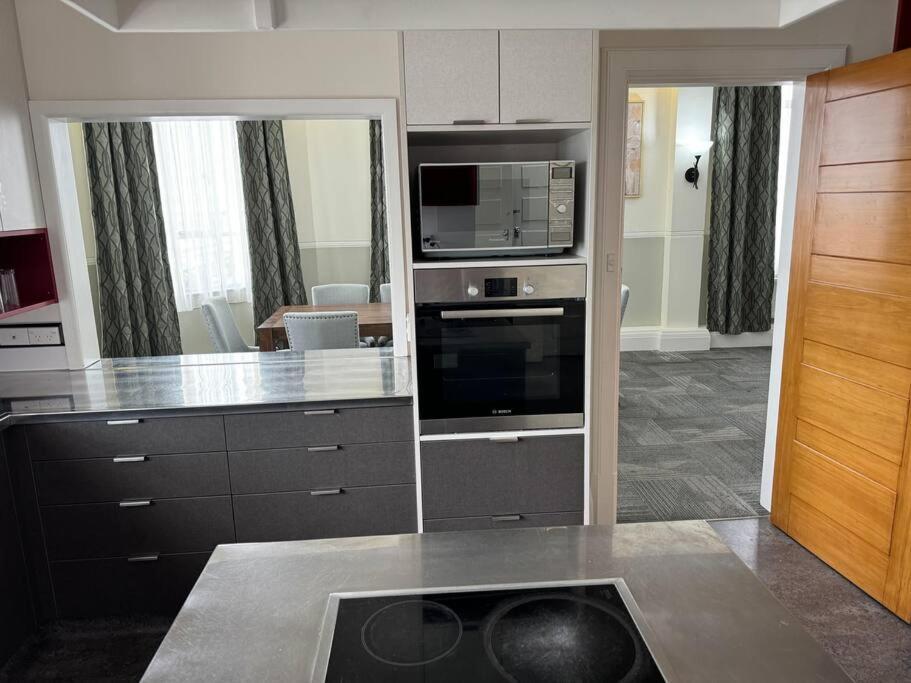 4 Large Bedroom Apartment In The City Hastings Kültér fotó